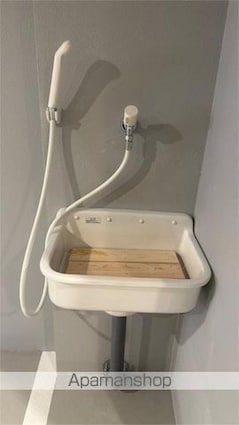 東京都三鷹市上連雀４丁目[2DK/44.83m2]の共用部2