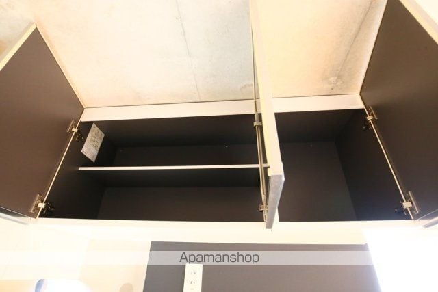 ナイン目白の内装写真