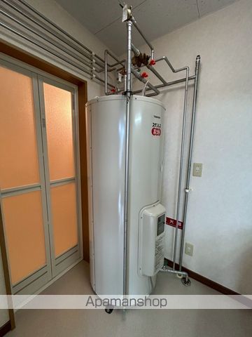 富良野線 神楽岡駅 徒歩30分 2階建 築24年の内装写真