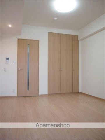 ルーブル板橋区役所前の内装写真