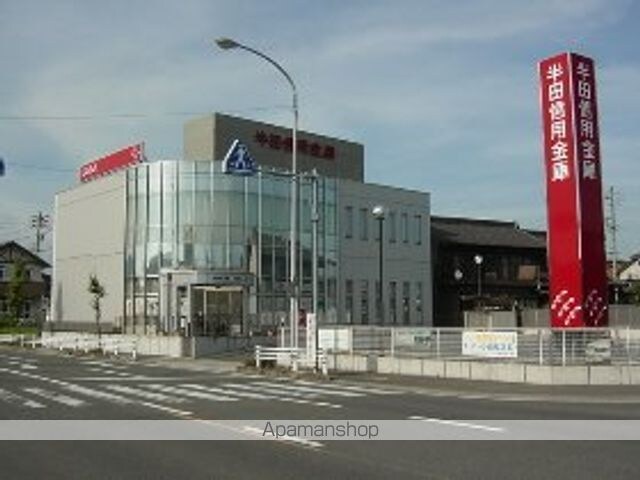 愛知県東海市高横須賀町前畑[1LDK/42.38m2]の周辺8