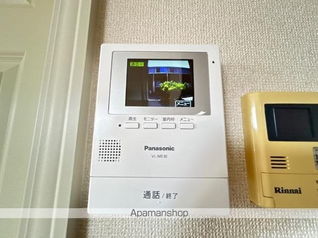 ジェネシスIの内装写真