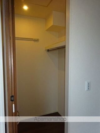 和歌山県和歌山市出島[1R/32.8m2]の収納