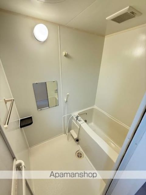 グランモア虹ヶ丘[2LDK/64.93m2]のバス