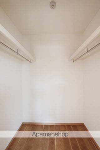 ガーデンヒルズ城南VIIIの内装写真