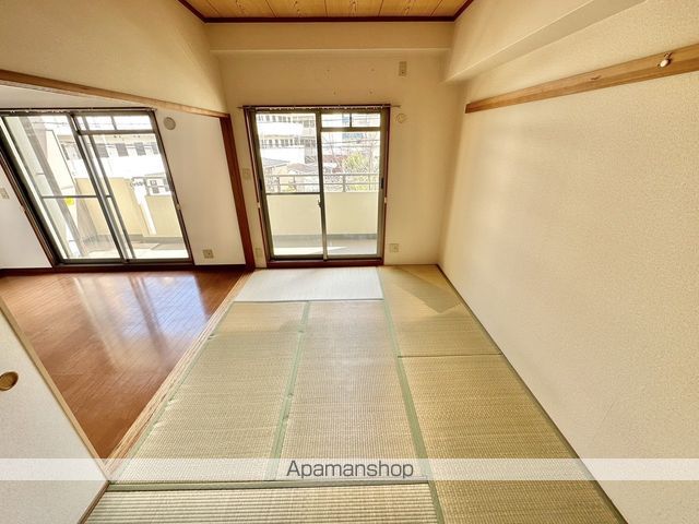 ウッズフィールドIIの内装写真