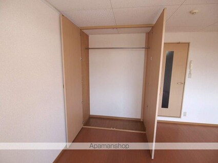 レオパレスハーモニー[1K/23.18m2]の収納