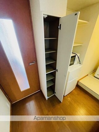 レオパレスメゾン　ド　クレール[1K/20.28m2]の収納