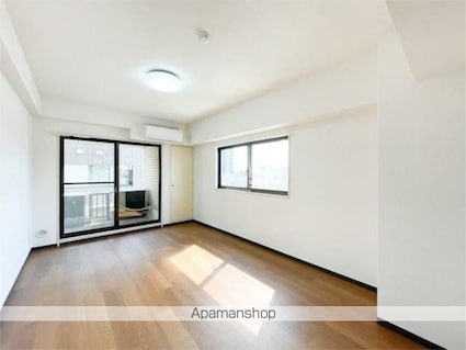 ライオンズマンション南青山シドニービル[1R/20.78m2]のリビング・居間