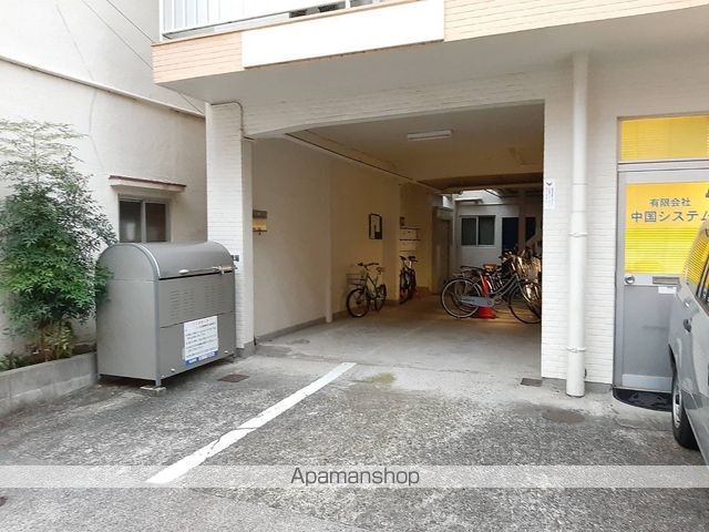 ウェール千田町の玄関写真