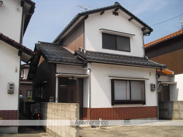 鳥取市 2階建 築31年の外観写真