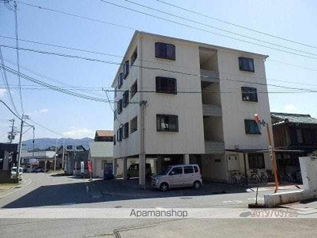 ロイヤルコーポ琴の浦[2K/28.37m2]の外観1