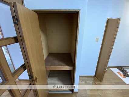 コートパレス[2K/35.1m2]の内装7