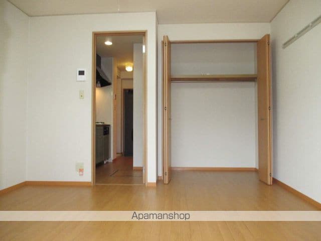 CRESTの内装写真