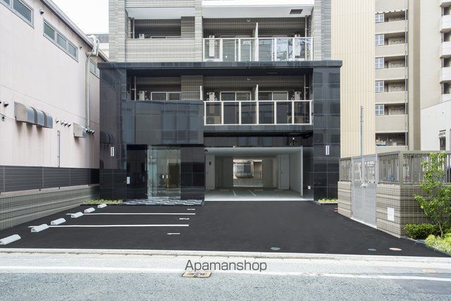 サンヒルズ大橋駅前の玄関写真