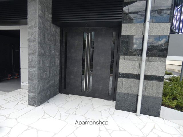 S−RESIDENCE都島LUXの玄関写真