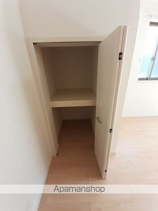 愛媛県四国中央市中曽根町[1K/31.65m2]の収納