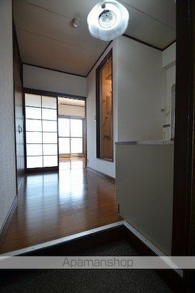 松中ビル白島[1K/20m2]の玄関