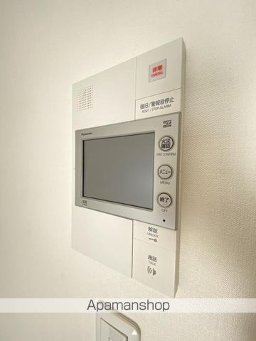 LADOUCEURUMEDAEASTの内装写真