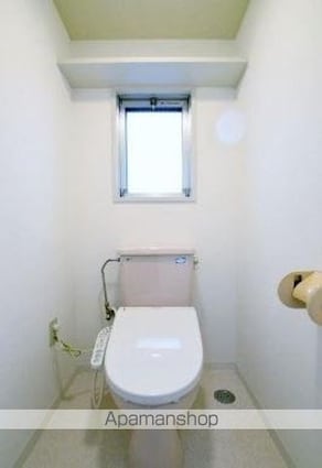 ヴィラ・アンソレイエ香川町[2DK/45.05m2]のトイレ