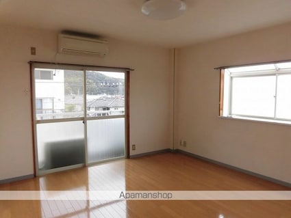 ロイヤルコーポ[1K/25m2]のリビング・居間