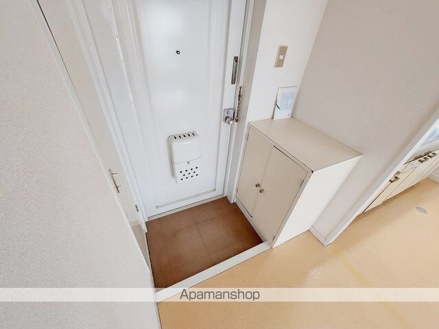 愛媛県松山市空港通３丁目[2DK/39.6m2]の玄関