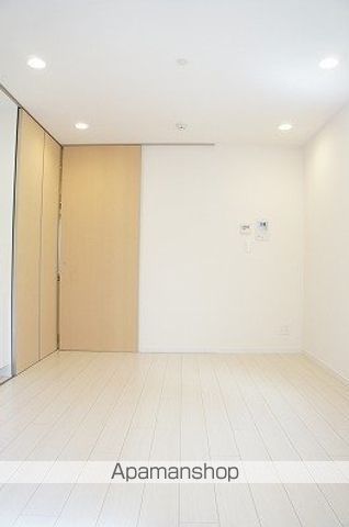 【千葉市花見川区検見川町のマンションの写真】