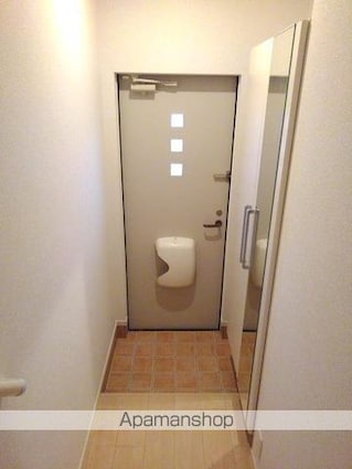 レジデンスコンフォルト・Ⅵ[2LDK/57.07m2]の玄関