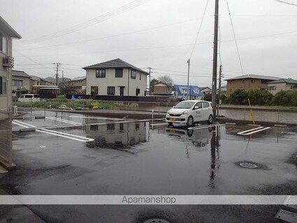 高知県高知市神田[1LDK/53.2m2]の駐車場1