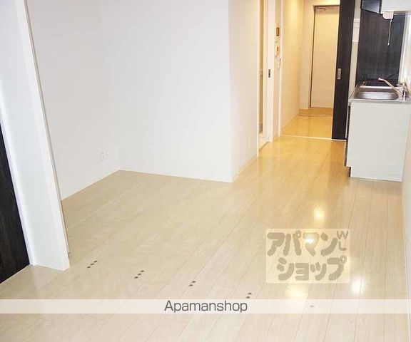RAN-NIJOの内装写真