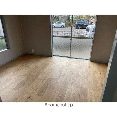 イワモトビル ホワイトコーポラスの内装写真