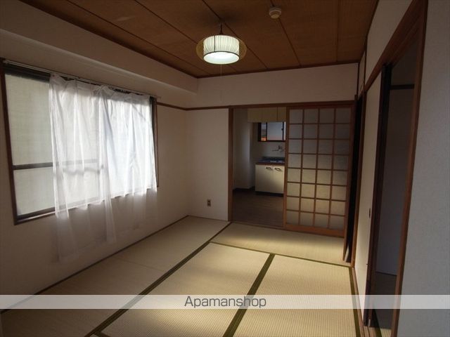 八瀬ロイヤルハイツの内装写真
