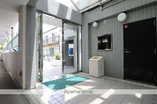 ラ・パルフェ・ド・コントゥール[1R/18.2m2]の外観1