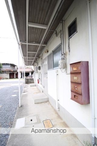 コーポ西崎の玄関写真