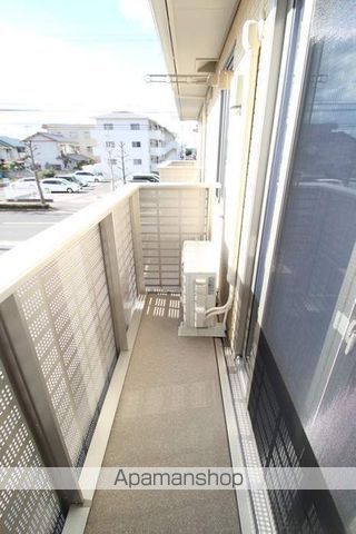 シャインポート屋島IV B棟の内装写真