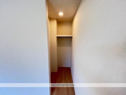 ノーベルハイム[1LDK/42.98m2]の収納