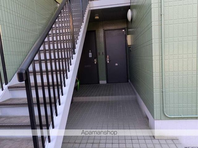 クロッカス翼 Aの玄関写真