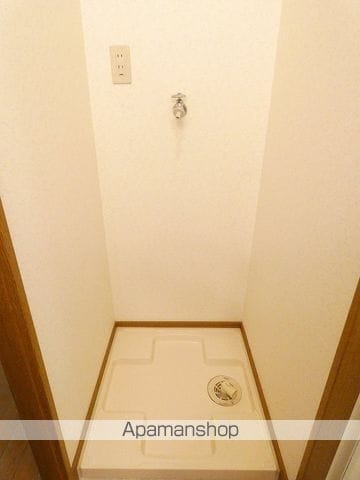ブルーアイズ中央の内装写真