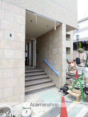 シェトワ千里山の玄関写真