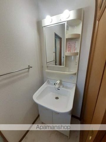 ストーンヒルズAの内装写真