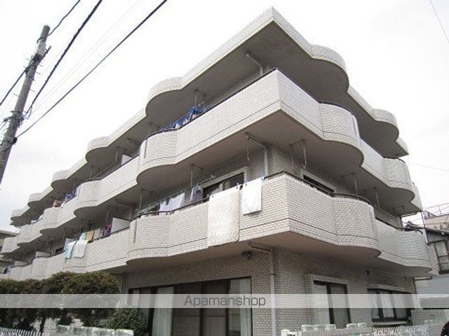 柄本マンションの外観写真