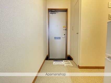 レオパレスａｙｅ．Ⅰ[1K/23.18m2]の玄関