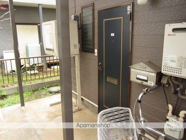 R-13026の玄関写真