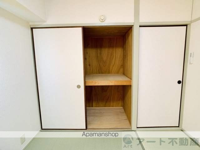 ペアハイツ小坂IIの内装写真