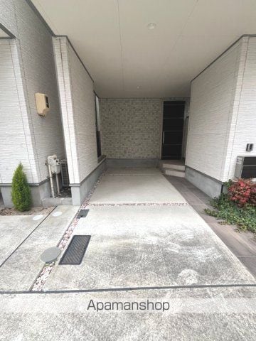 名古屋市東山線 亀島駅 徒歩2分 3階建 築9年の玄関写真