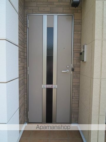 サンリットスクエアーの玄関写真