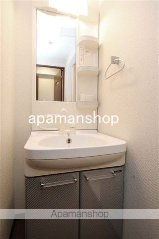 CROWNEHEIME本町イーストの内装写真