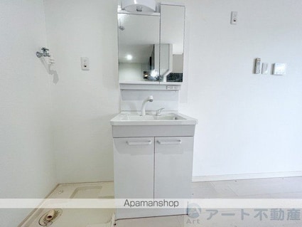 アルト萱町　西棟[1R/25.4m2]の洗面所