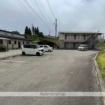 長野県飯田市鼎下山[1K/28.03m2]の駐車場1