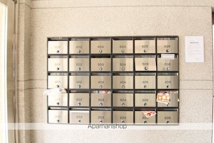 フェニックス松末[1DK/30.4m2]の共用部2